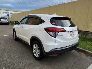 2014 Honda Vezel I, белый, 1650000 рублей, вид 4