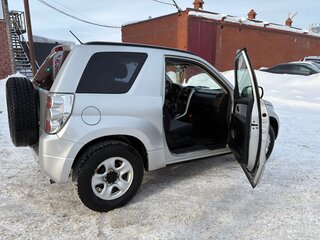 2006 Suzuki Grand Vitara II, серебристый, 670000 рублей, вид 1
