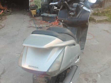 2003 Honda Silver Wing 600, серебристый, 350000 рублей, вид 4
