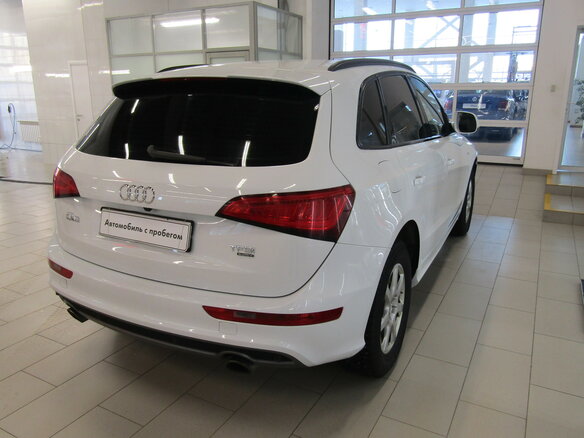 2014 Audi Q5 I (8R) Рестайлинг, белый - вид 2