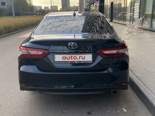 2019 Toyota Camry VIII (XV70), синий, 2450000 рублей, вид 3