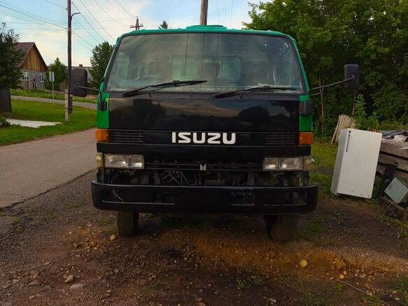 1989 Isuzu Forward (F-Series), зелёный, 2200000 рублей