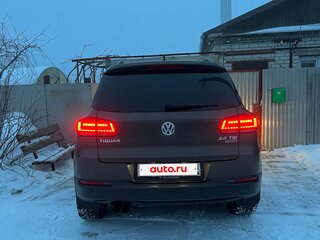 2016 Volkswagen Tiguan I Рестайлинг, коричневый, 1970000 рублей, вид 2