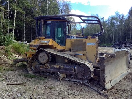 1995 Caterpillar D6, 5000000 рублей, вид 1