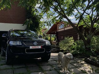 2008 Volkswagen Touareg I Рестайлинг, чёрный, 1550000 рублей, вид 3