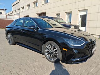 2021 Hyundai Sonata VIII (DN8), чёрный, 2500000 рублей, вид 3