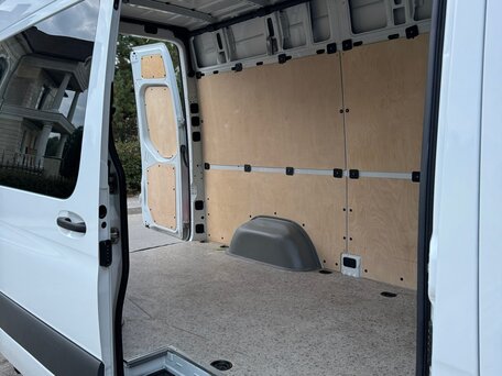 2020 Mercedes-Benz Sprinter, белый, 5100000 рублей, вид 5