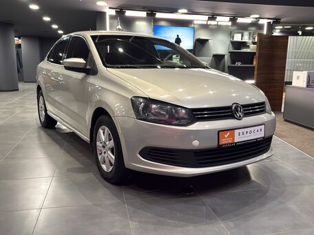 Volkswagen Polo V