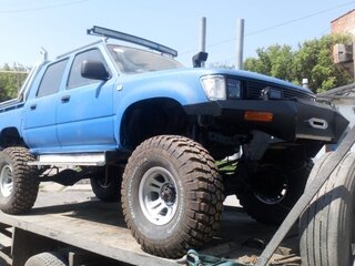 1992 Toyota Hilux V, синий, 2100000 рублей, вид 5