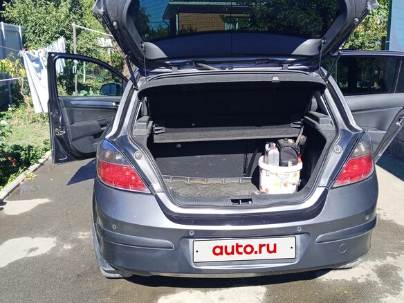 2012 Opel Astra H Рестайлинг, серый, 430000 рублей - вид 3