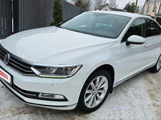 2017 Volkswagen Passat B8, белый, 1975000 рублей, вид 1