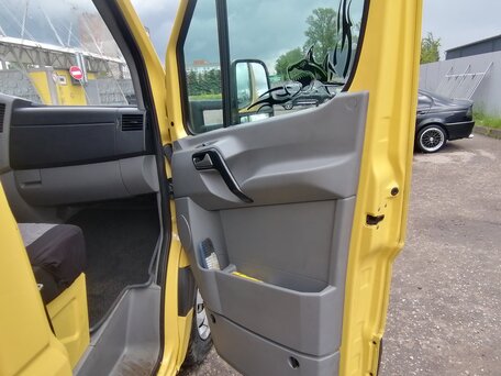 2014 Volkswagen Crafter, жёлтый, 1550000 рублей, вид 2