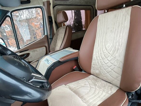 2019 Mercedes-Benz Sprinter, чёрный, 8990000 рублей - вид 10