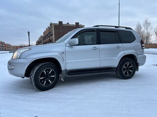 2007 Toyota Land Cruiser Prado 5-speed 120 Series Рестайлинг, серебристый, 2500000 рублей, вид 2