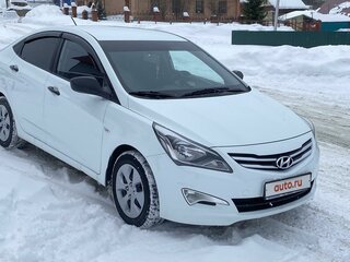 2015 Hyundai Solaris I Рестайлинг, белый, 1193000 рублей, вид 2