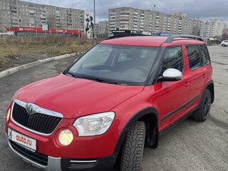 2013 Skoda Yeti I, красный, 700000 рублей, вид 2