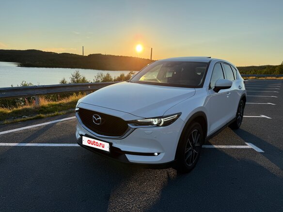 2017 Mazda CX-5 II, белый, 2800000 рублей - вид 4
