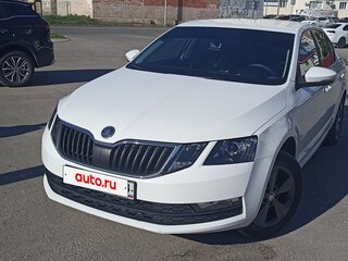 2018 Skoda Octavia III (A7) Рестайлинг, белый, 1440000 рублей, вид 2