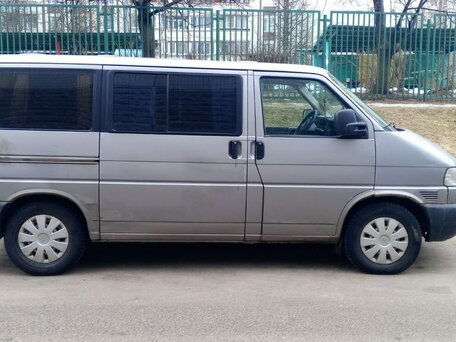1999 Volkswagen Caravelle, серый, 1700000 рублей, вид 1