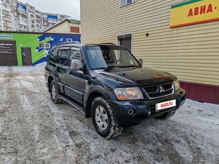 2004 Mitsubishi Pajero III Рестайлинг, чёрный, 850000 рублей, вид 3