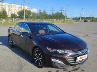 2020 Chevrolet Malibu IX Рестайлинг, коричневый, 1850000 рублей, вид 3