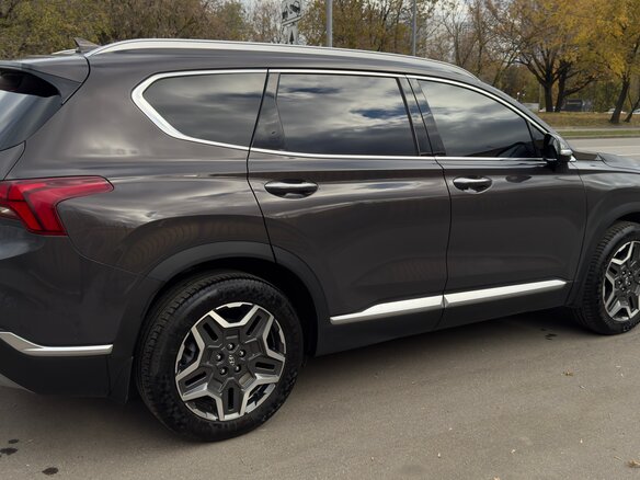 2023 Hyundai Santa Fe IV Рестайлинг, коричневый, 5299000 рублей - вид 3