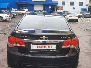 2014 Chevrolet Cruze I Рестайлинг, коричневый, 600000 рублей, вид 3