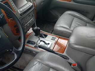 2004 Toyota Land Cruiser 100 Series Рестайлинг 1, серый, 1494803 рублей, вид 5