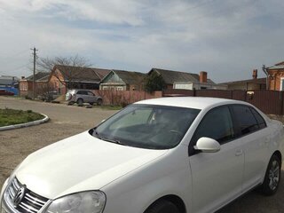 2010 Volkswagen Jetta V, белый, 730000 рублей, вид 1