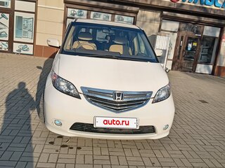 2004 Honda Elysion I, белый, 1250000 рублей, вид 2