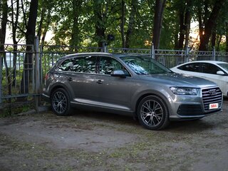 2015 Audi Q7 II (4M), серый, 3950000 рублей, вид 1