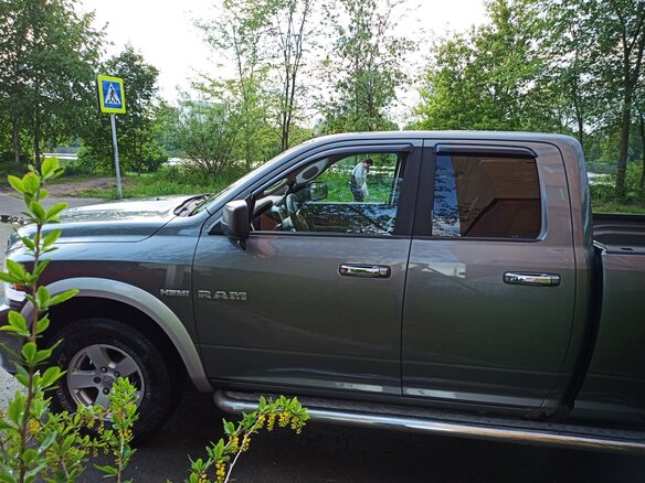 2010 Dodge RAM IV (DS/DJ), серый, 2650000 рублей - вид 2