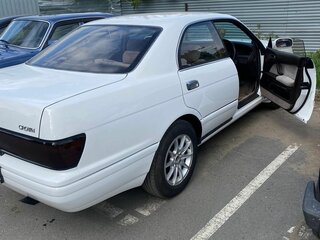 1993 Toyota Crown IX (S140), белый, 500000 рублей, вид 3