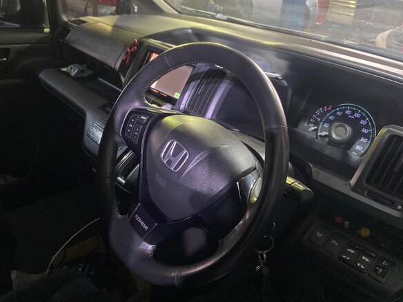 2010 Honda Stepwgn IV, серый, 1200000 рублей - вид 14