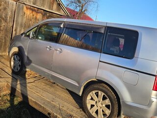 2010 Mitsubishi Delica D:5 I, серебристый, 1700000 рублей, вид 4