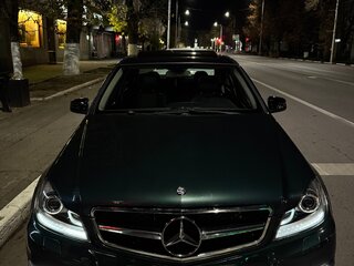 2008 Mercedes-Benz C-Класс 200 III (W204), зелёный, 1300000 рублей, вид 5
