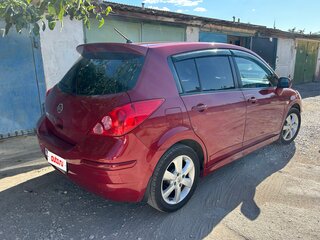 2013 Nissan Tiida I Рестайлинг, красный, 1000000 рублей, вид 5