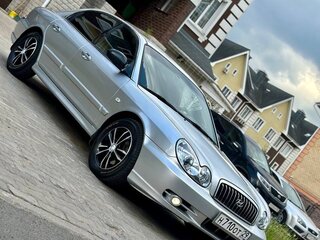 2002 Hyundai Sonata IV (EF) Рестайлинг, серебристый, 700000 рублей, вид 4