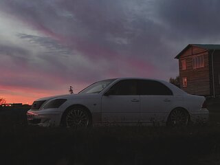 2004 Lexus LS 430 III Рестайлинг, белый, 1350000 рублей, вид 3
