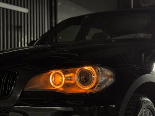 2010 BMW X5 35d II (E70), чёрный, 2000000 рублей, вид 3