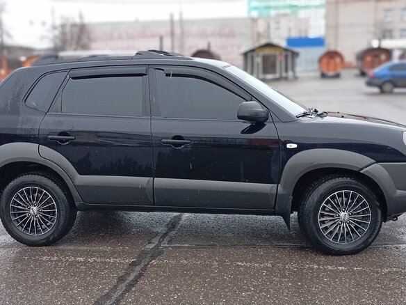 2008 Hyundai Tucson I, чёрный, 900000 рублей - вид 2