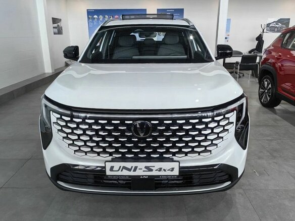 2026 Changan UNI-S I Рестайлинг, белый - вид 3