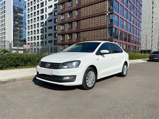 2015 Volkswagen Polo V Рестайлинг, белый, 1099999 рублей, вид 1