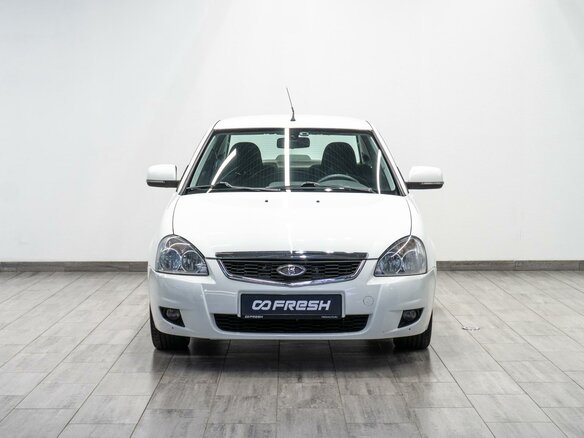 2015 Lada (ВАЗ) Priora I Рестайлинг, белый, 599000 рублей - вид 2