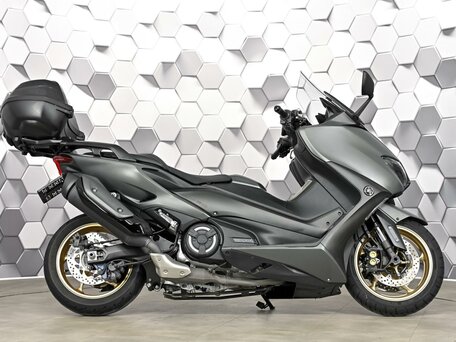 2021 Yamaha TMAX, серый, 999000 рублей, вид 3