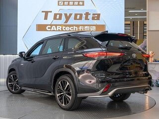 2025 Toyota Crown Kluger, чёрный, 5660000 рублей, вид 3