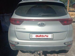 2020 Kia Sportage IV Рестайлинг, серебристый, 2900000 рублей, вид 3