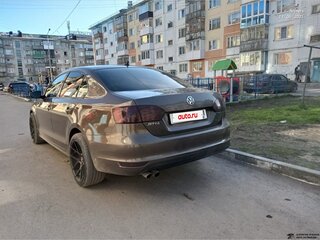 2012 Volkswagen Jetta VI, коричневый, 1000000 рублей, вид 4