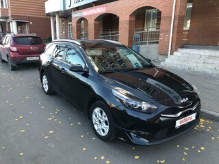 2021 Kia Ceed III Рестайлинг, чёрный, 2200000 рублей, вид 1