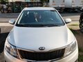 2013 Kia Rio III, серебристый, 900000 рублей - вид 1